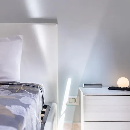 Apartment 300 M From Metro M3-netflix-wi-fi Milan