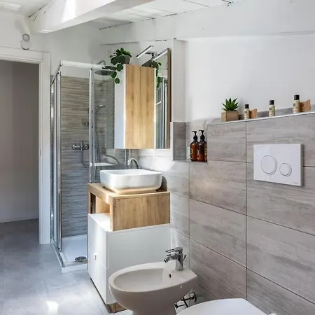 Apartment 300 M From Metro M3-netflix-wi-fi *