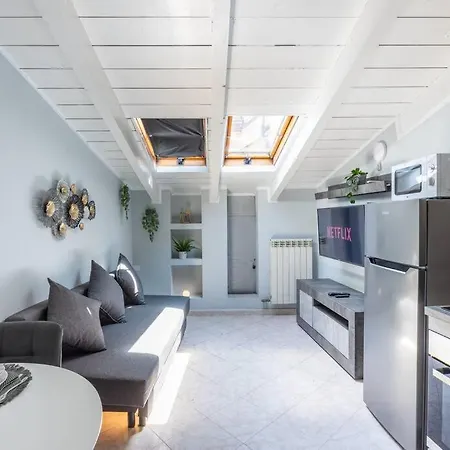 Apartment 300 M From Metro M3-netflix-wi-fi