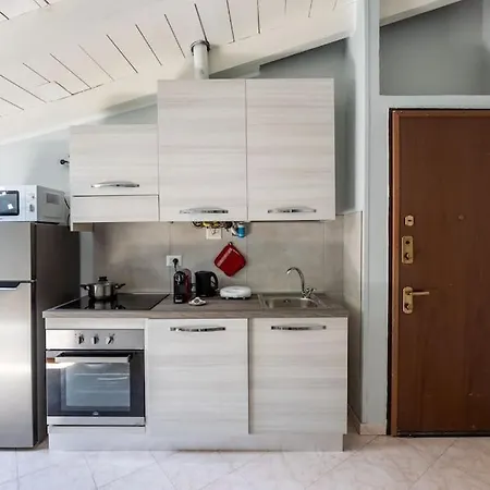 Apartment 300 M From Metro M3-netflix-wi-fi Milan