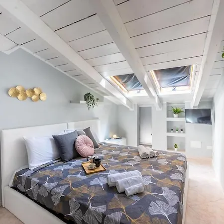 300 M From Metro M3-netflix-wi-fi * Milan