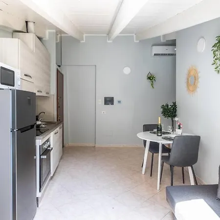 300 M From Metro M3-netflix-wi-fi Apartment