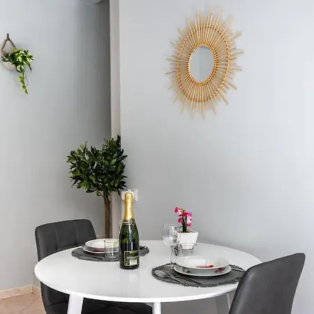 Apartment 300 M From Metro M3-netflix-wi-fi